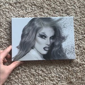Cremated palette